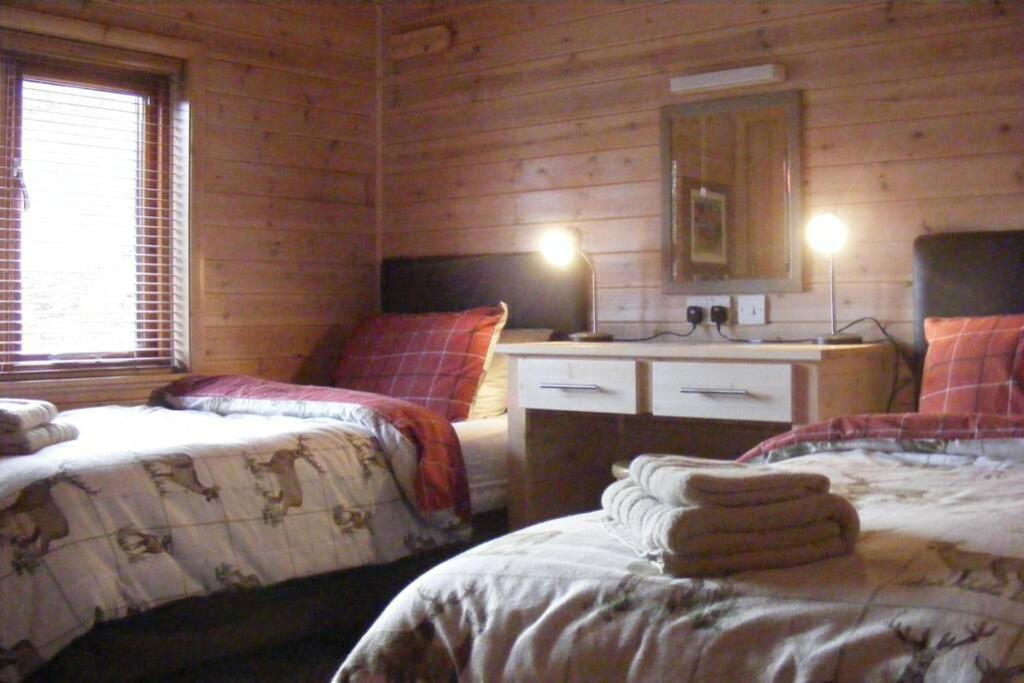 Glas Doire Lodge, Glen Roy Nature Reserve 罗伊桥 外观 照片